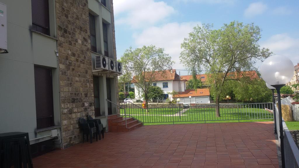 Hotel Alameda Вальявисьоса Экстерьер фото